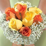 bridesmaid-bouquet-classic-yellow-orange-roses