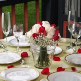 wedding-center-piece-classic-white-dpink-roses-3
