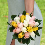 bridesmaid-bouquet-royal-yellow-lpink-white-roses