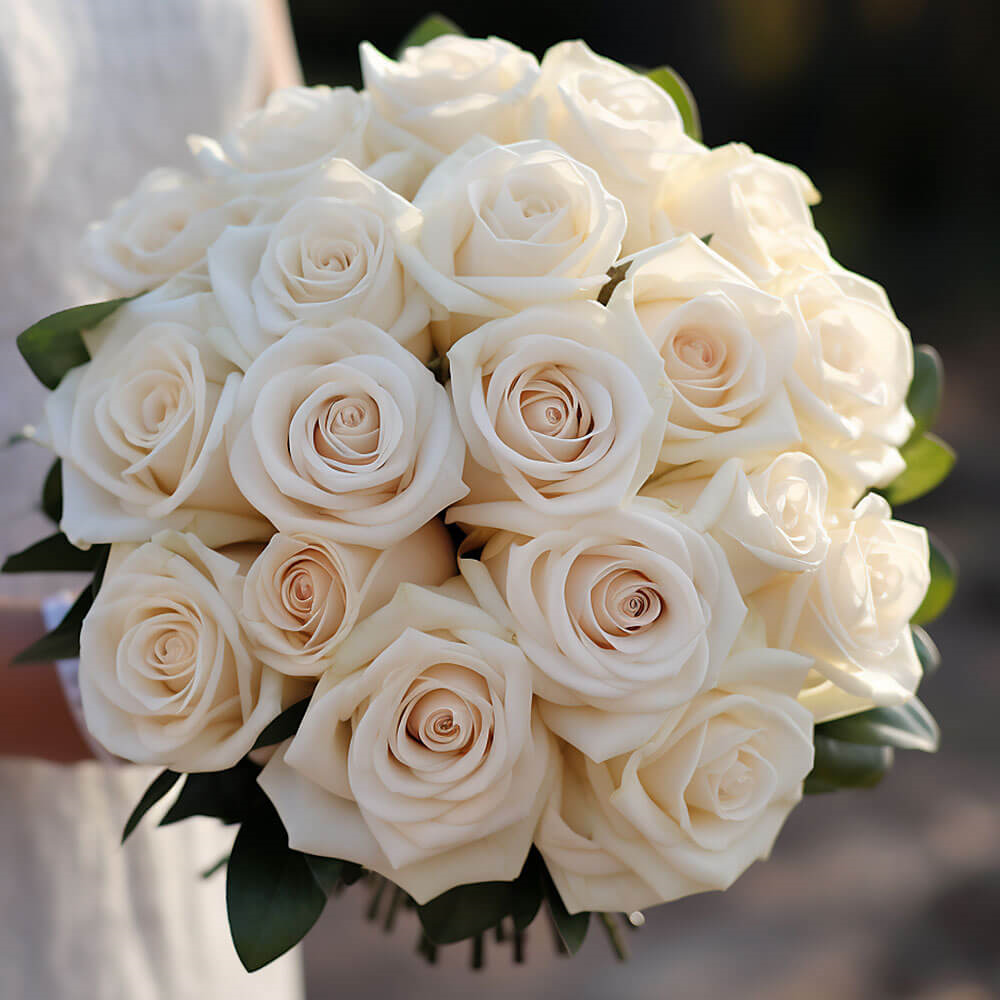 (DUO) Bridal Bqt Royal Ivory Roses For Delivery to Orland_Park, Illinois
