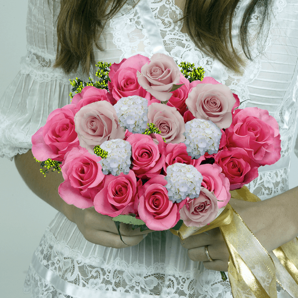 WC D.I.Y. Soulmate: 8 Hot Pink Roses, 10 Pink Spray Roses, 40 White Hydrangeas, 6 Green For Delivery to Miami_Beach, Florida