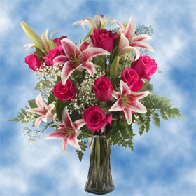Valentines-Flowers-Delivery-Roses-Lilies-Baby's-Breath-globalrose.jpg
