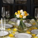 (BDx10) Romantic Yellow and White Roses Table Centerpiece For Delivery to New_York