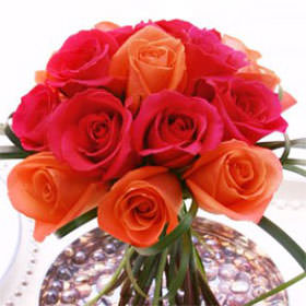 Flowers Centerpieces Dark Pink Orange Orted Roses Globalrose My Newsletter