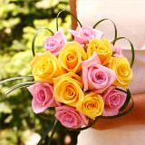 (BDx20) Romantic Pink and Yellow Roses 6 Bridesmaids Bqts For Delivery to New_York