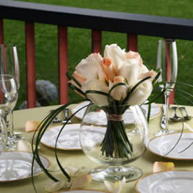 Cheap Wedding Centerpieces Bulk Peach White Roses Globalrose