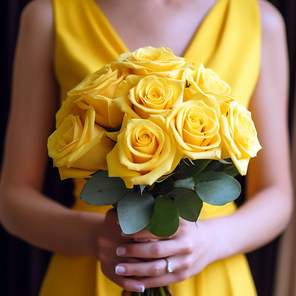 Bridesmaid Bqt Royal Yellow Roses Qty For Delivery to Weymouth, Massachusetts